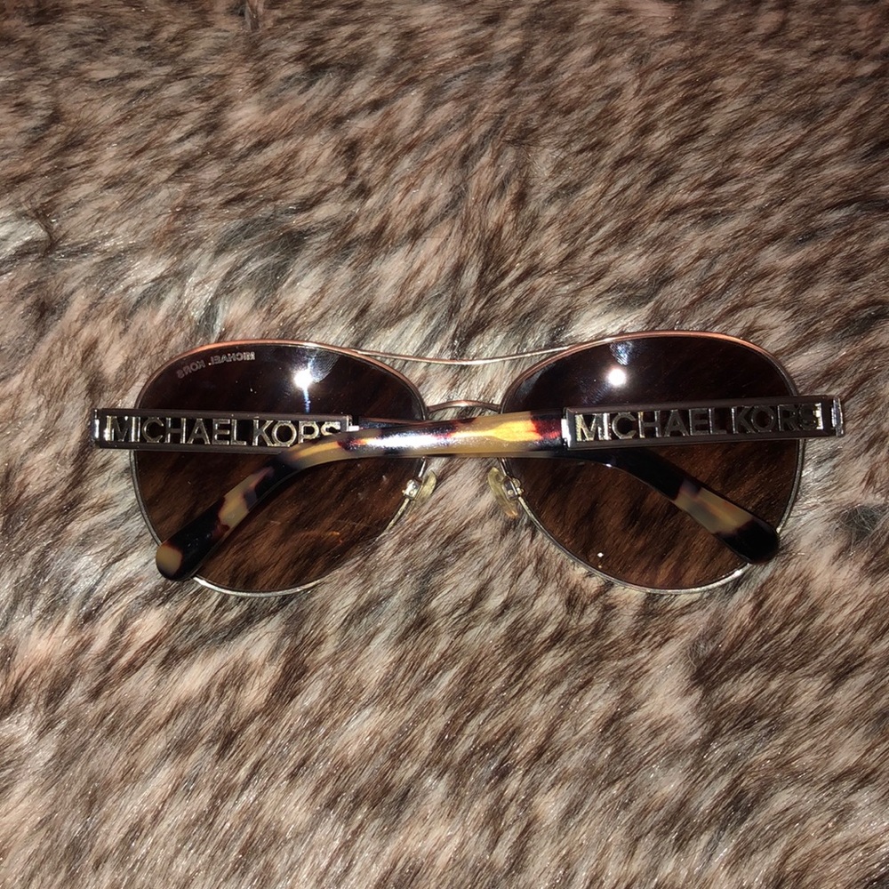 MK Cagliari Sunglass - Picture 3 of 4